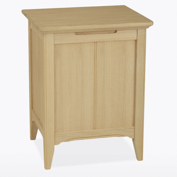 Stag New England Laundry Chest