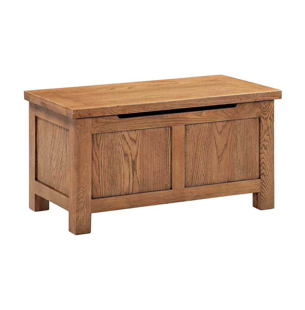Maiden Oak Rustic Blanket Box
