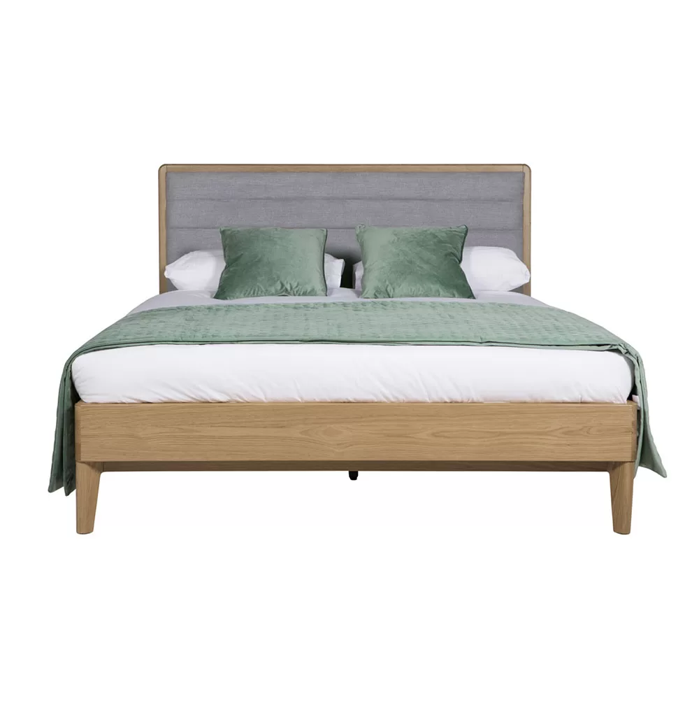 Millie Oak Bedstead 4ft6 Double 135cm