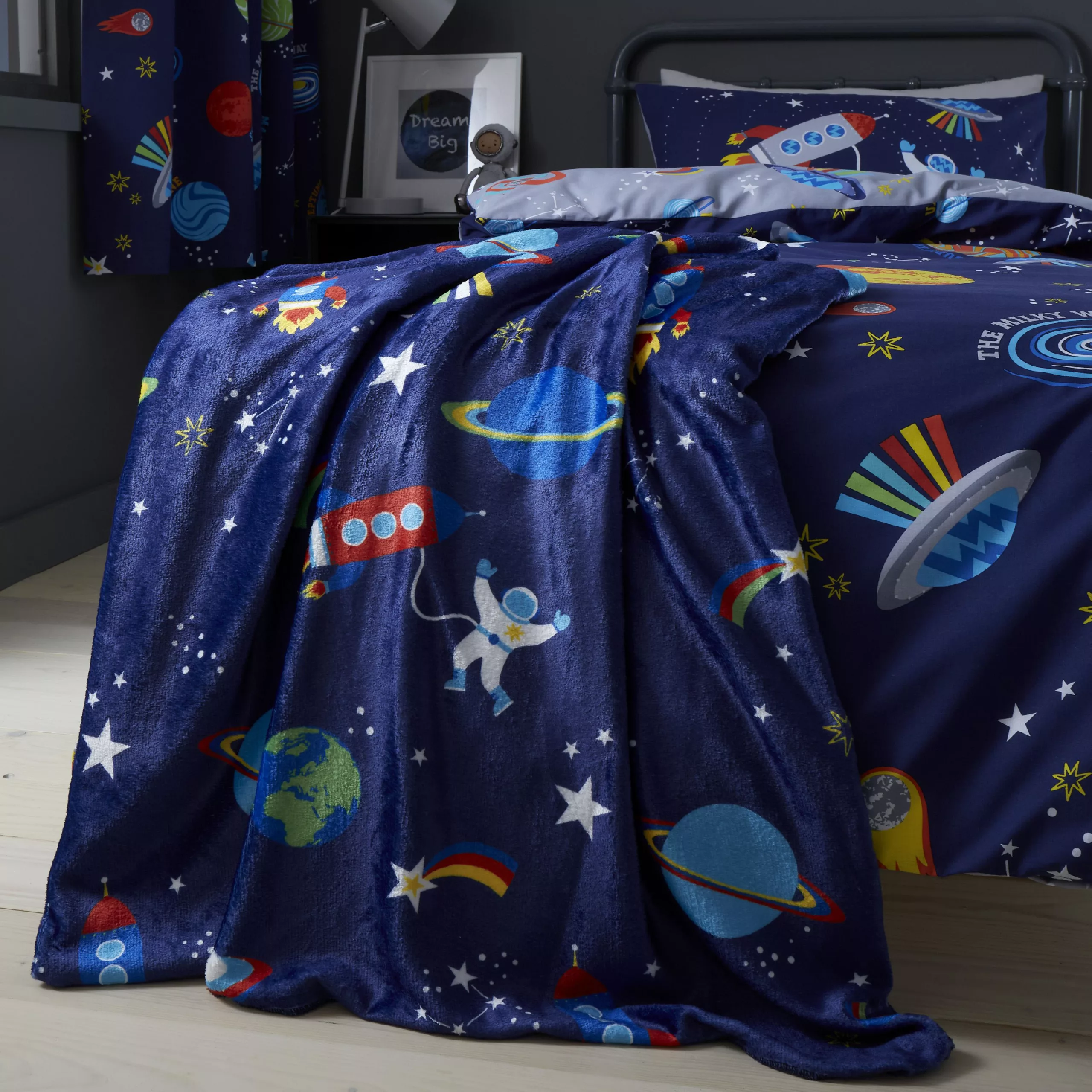 Catherine Lansfield Lost in Space Throw 130 x 170 