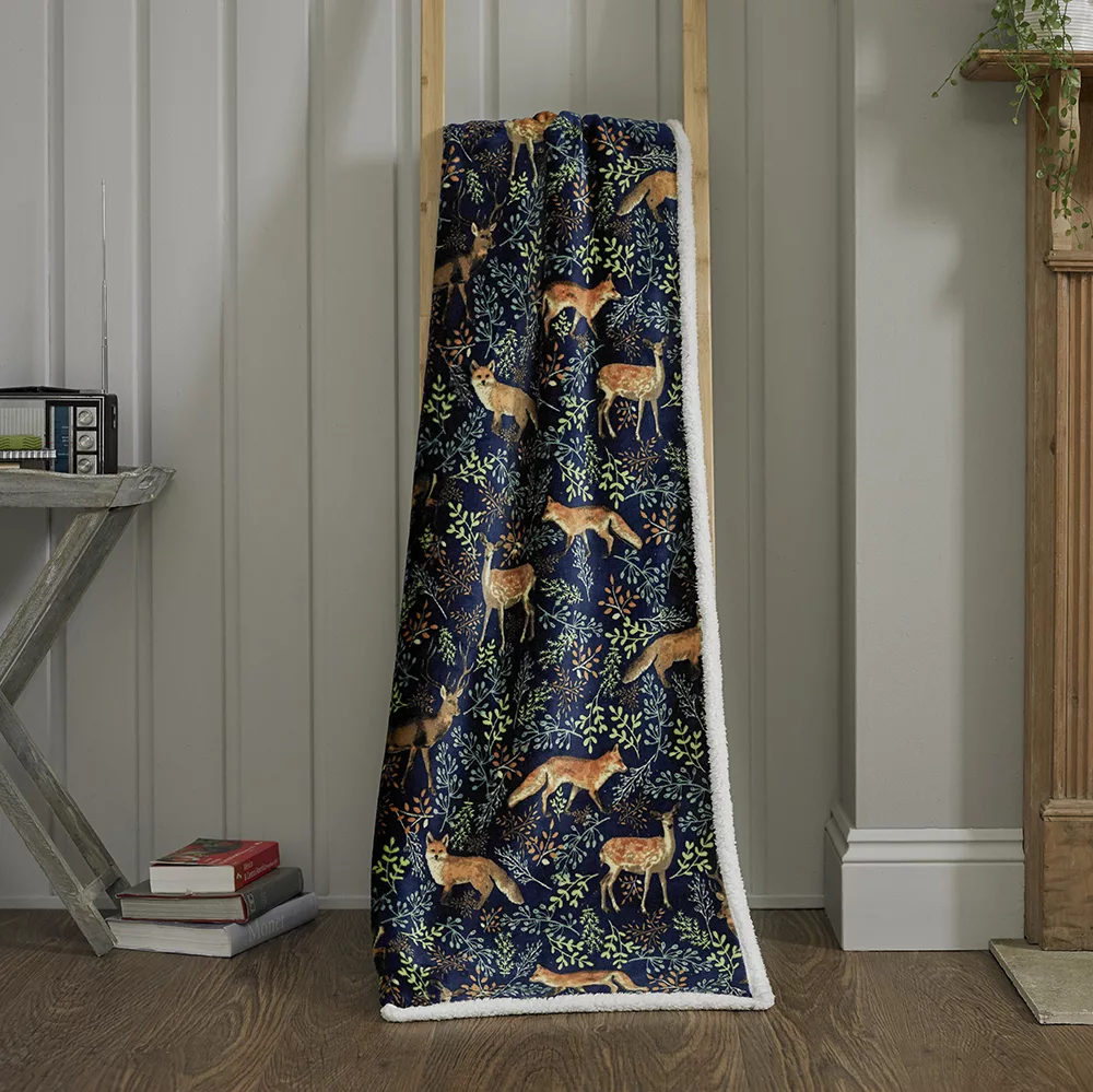 Deyongs Fox and Deer Navy Throw 140x180cm