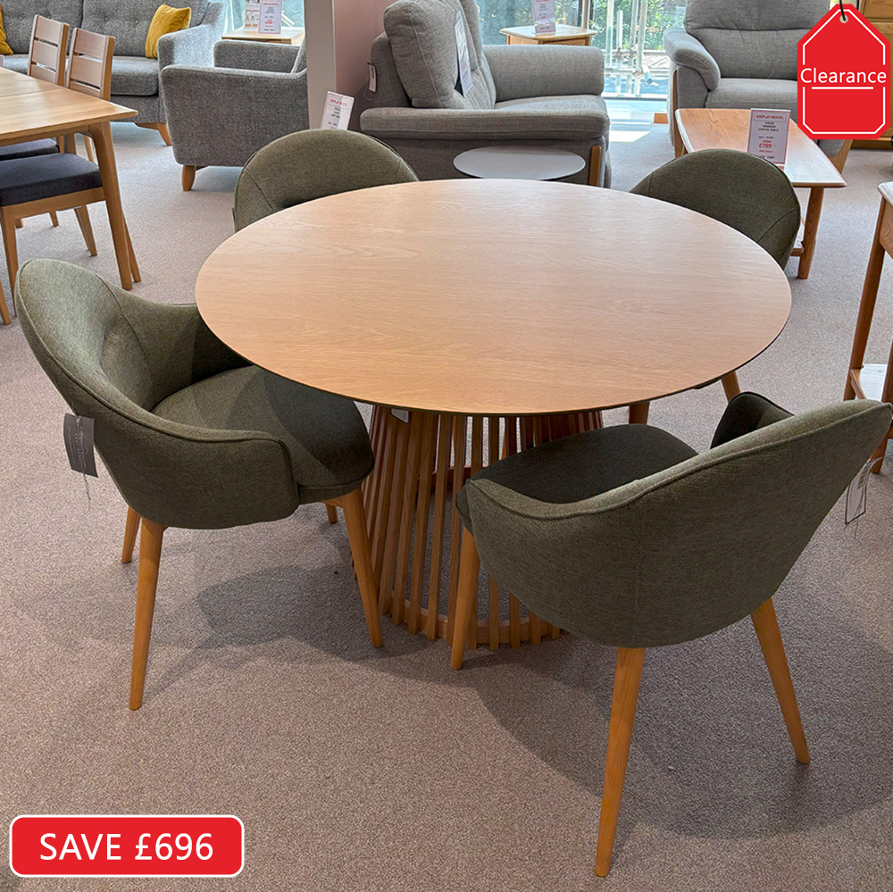 Stockholm Table & 4 Copenhagen Chairs Set